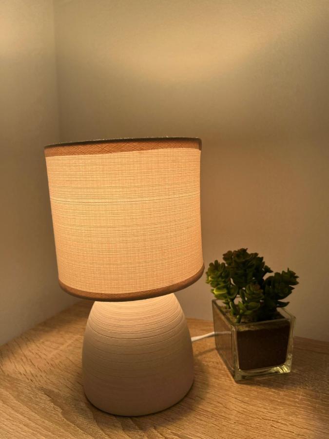 Apartmani Pernjak Mandre Esterno foto