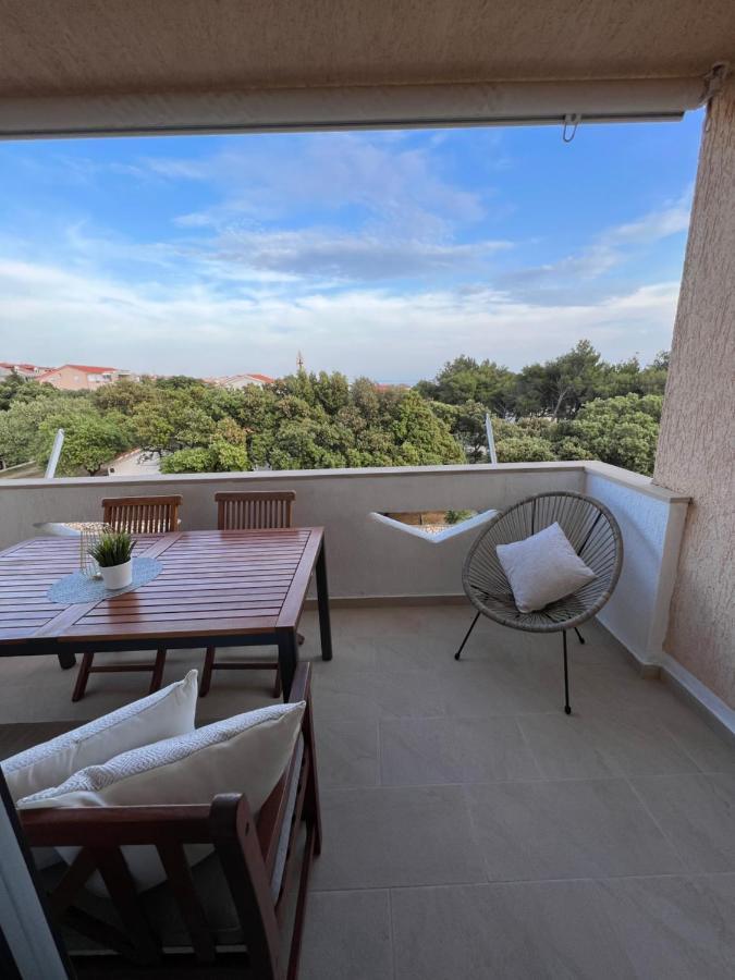 Apartmani Pernjak Mandre Esterno foto