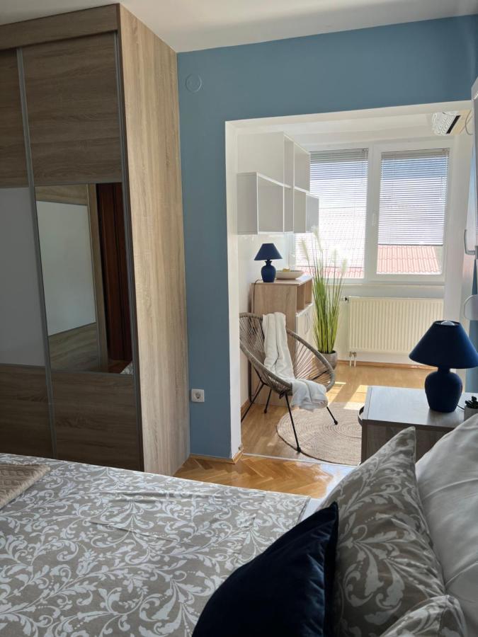 Apartmani Pernjak Mandre Esterno foto